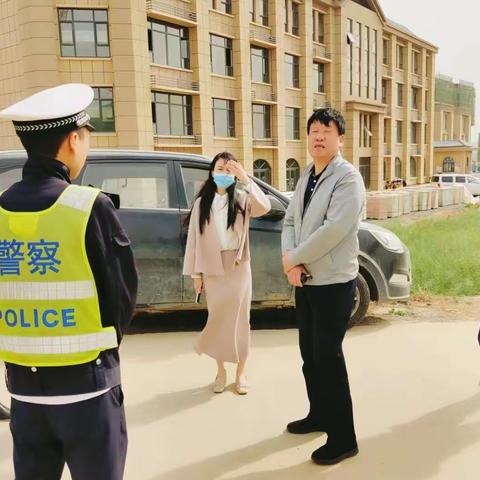 巩义市人和路幼儿园致交警一中队的感谢信