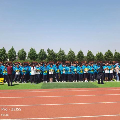 “绳”彩飞扬——八年级跳绳比赛活动