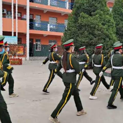 国庆佳节至，防疫我先行—驼人小学放假通知