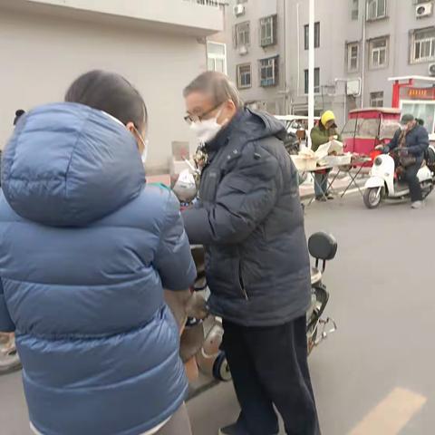 示范区梁苑街道梁苑社区开展反邪教宣传工作