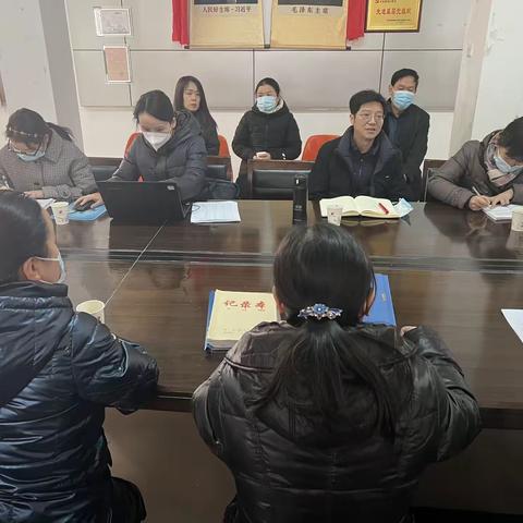 新城区纪委、城棚改事务中心到三府湾社区调研指导三资工作