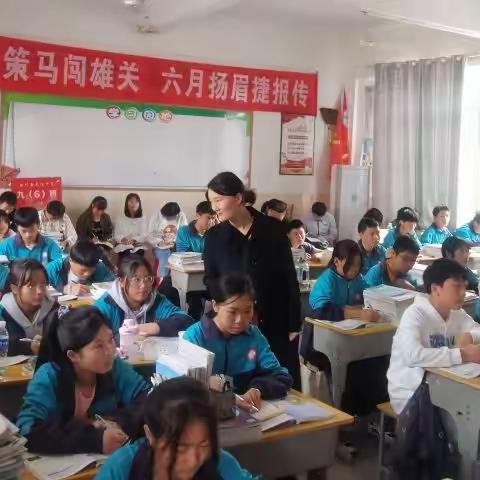 两校交流促高效          携手同行齐奋进——黄坑中学与大汾中学联合开展“高效课堂”校际交流活动