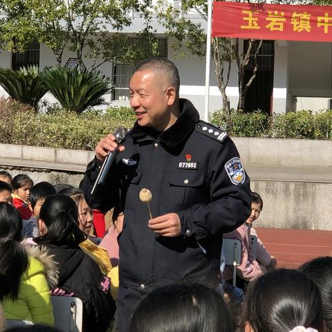 松阳县关工委“传承红色基因 弘扬浙西南革命精神”主题宣讲进校园之对毒品说“不”