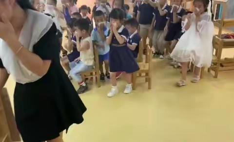 东方前城幼儿园消防演习