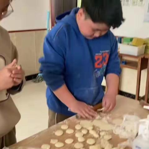 南洼小学劳动技能赛前练习