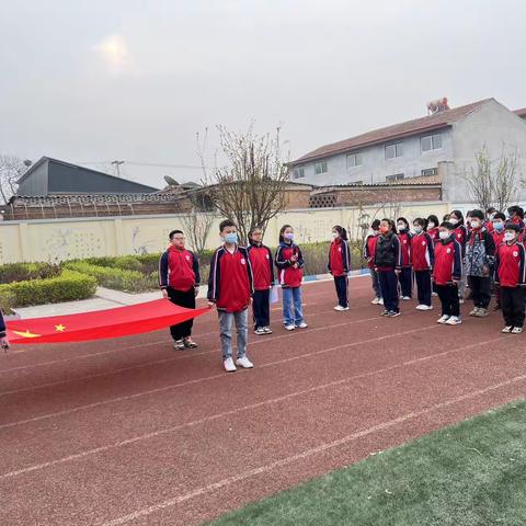 南洼小学“学雷锋，见行动”升旗仪式