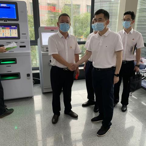 庆七一 学党史 办实事 送服务——市登记中心开展“我为群众办实事”活动