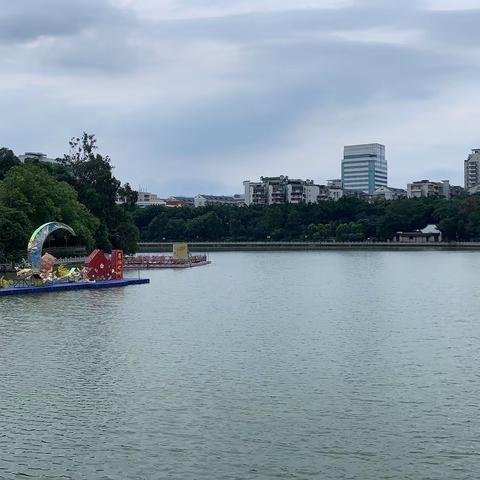 雨中乌山漫步——2022年7月3日下午