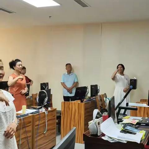 英语班期末汇报展示（三）