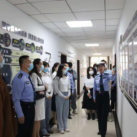 院队党建创新 理论实践融合      七里河大队党支部与兰州大学马克思主义学院开展党建共建活动