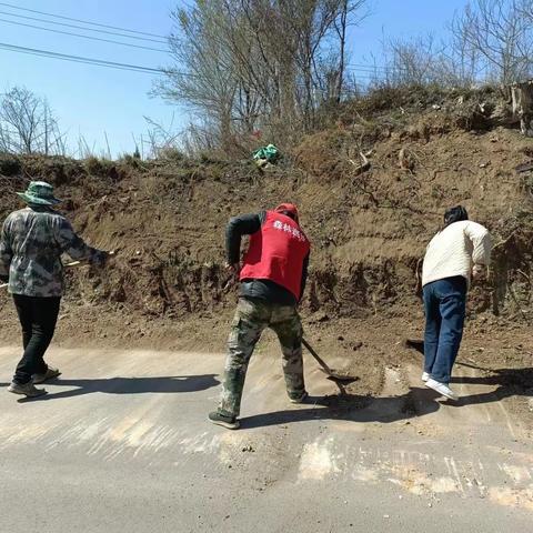 寨豁乡开展村庄清洁日行动