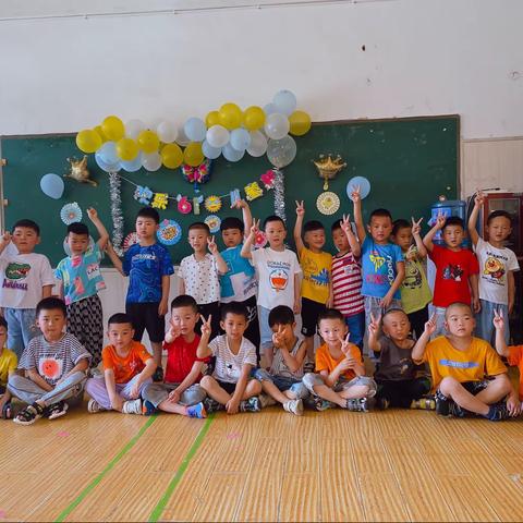 德阳市雅居乐泰山路小学幼儿园，中二班期末总结