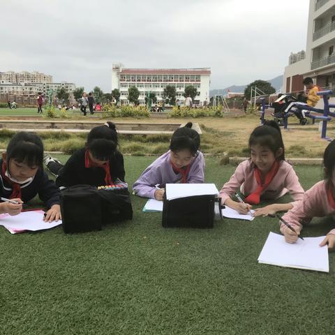 2021.11.17漳浦县实验小学城北分校四年6班第一次校园写生记