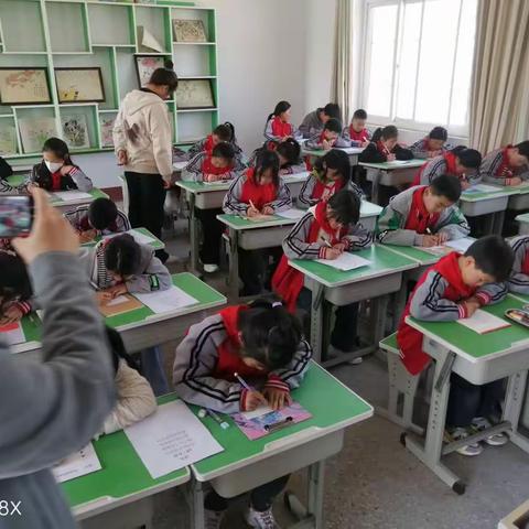 书法润童心 墨香沁校园 ———黄店镇徐庄小学“规范写字，写漂亮字”书法篇