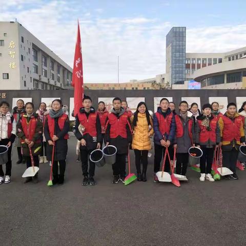 滨海县第一初级中学西湖路校区第四期“寻红色记忆，做文明使者”活动剪影