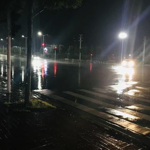 以实干为舟，以奋斗做桨