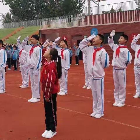 习爷爷教导记心间，争做新时代好少年—————二十一学校庆祝中国少年先锋队建队70周年活动