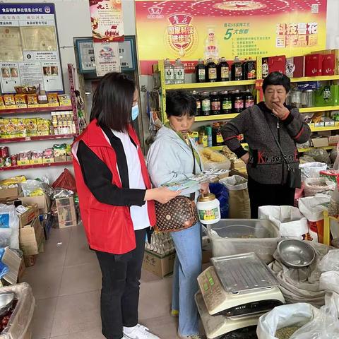 【石家庄市正定县】梅山东路开展“立法规范你我他,垃圾分类靠大家”为主题的沿街商铺宣传活动