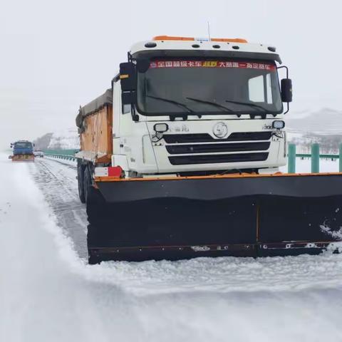 锡林郭勒分公司“以战代练”磨砺除雪精兵