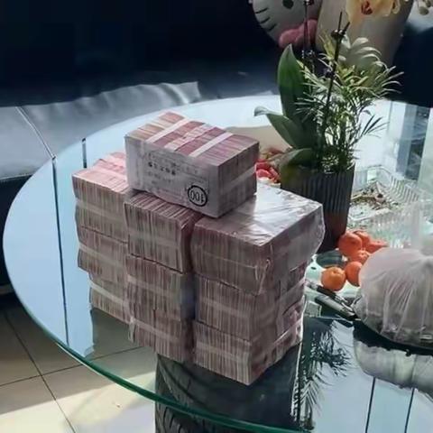 💐 这个电话我从2004年留到了现在，今晚开机又按了一次…但这个人已经永远不在这个世界了。天堂一定很美