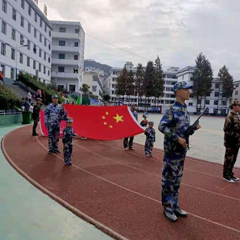 蓝天幼儿园“梦幻海陆空”大型军事演习活动圆满结束！