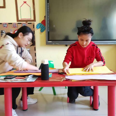 中心幼儿园中一班庆祝三八妇女节活动