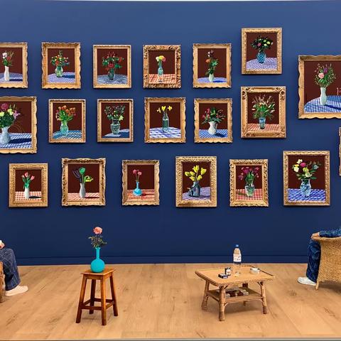 在伦敦安妮莉·朱达美术看大卫霍克尼2021年绘画