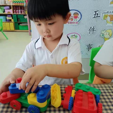 👧🏻👦🏻童年很短，未来很长只愿你们快乐成长，一切皆甜❤️
