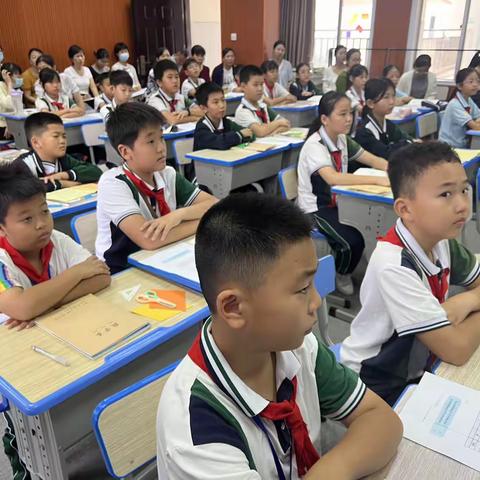 凝心聚力 共同成长——三亚市实验小学 数学组第十五周教研活动