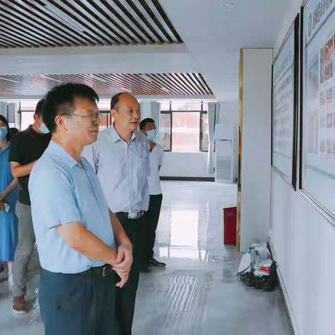 防城港市非物质文化遗产进校园展示中心揭牌仪式在市理工职业学校成功举办！