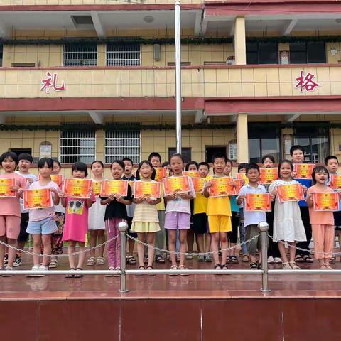 黄沙岭乡源溪小学第21周工作汇要（6月25日-6月30日）