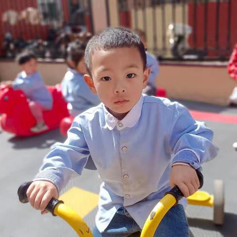 爱幼赞博远幼儿园亲赞班郑嘉禾宝贝成长档案