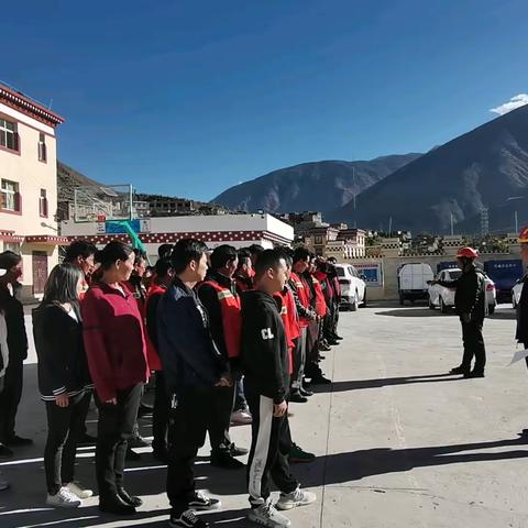 拉哇乡森林草原放灭火应急救援演练