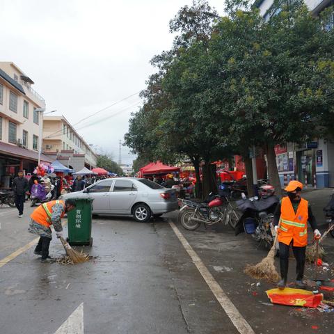 春节坚守岗位  只为城市美丽