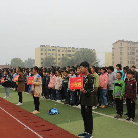 生命与运动同在，激情与拼搏永存—————义马市二中第三届校园足球文化节暨“帝龙杯”足球联赛开幕