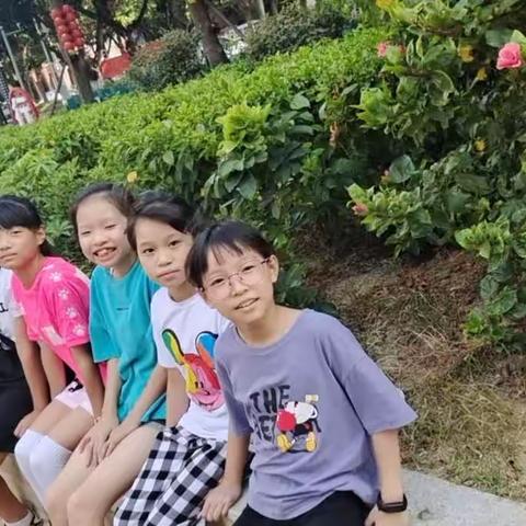 萌轩托管～暑假户外运动