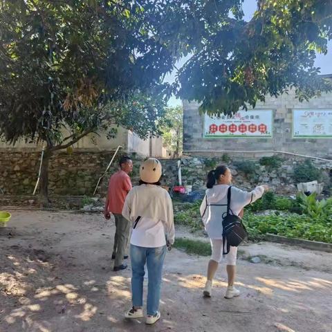 昔日污水横流出行难    今朝倾听民意解民忧一一石碌镇中心幼儿园为民办实事