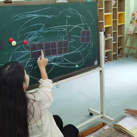 陈洞村幼儿园2023学年秋季硬笔书法班第二课时