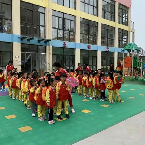 陆集西苑幼儿园大班母亲节社会实践活动——去超市给妈妈买礼物