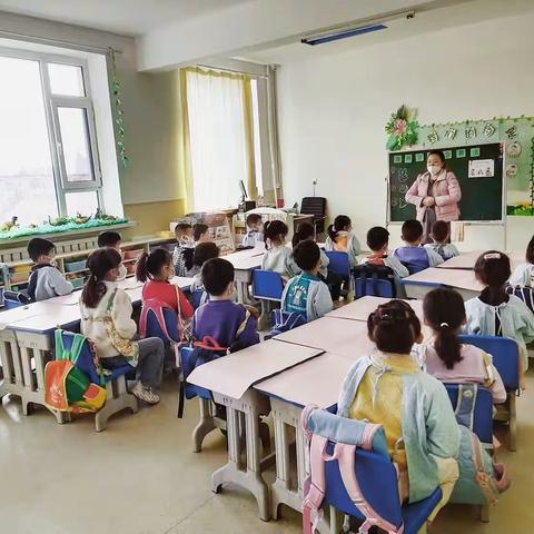 昌邑区第十五小学校带幼儿园安全教育课——海姆立克急救法