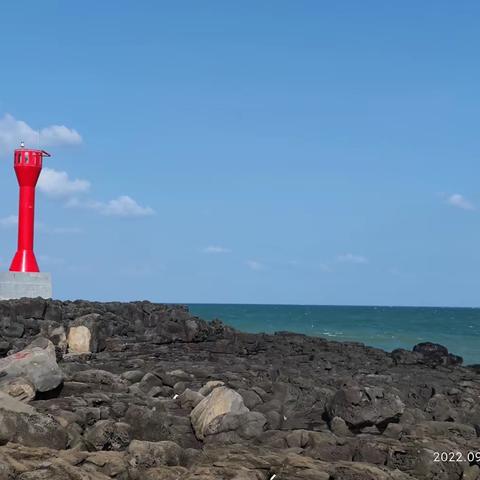 湛江行(二)游中国第一长滩，探寻宋皇井，访水晶磨镜灯塔，打卡那晏海