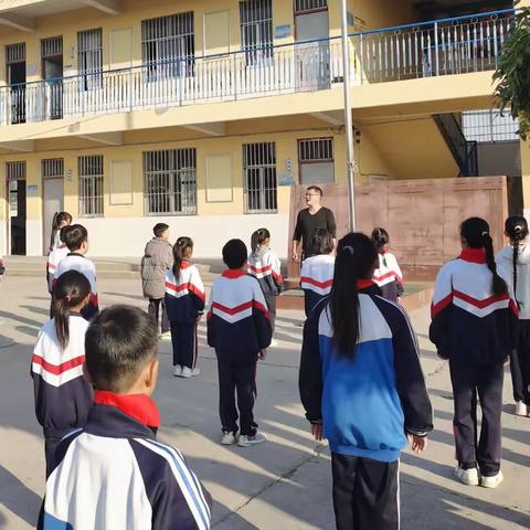 安丰乡昌泰希望小学安全例会活动