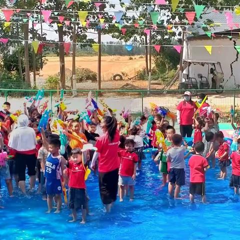 夏日狂欢☀泡沫之夏——大毛红星幼儿园