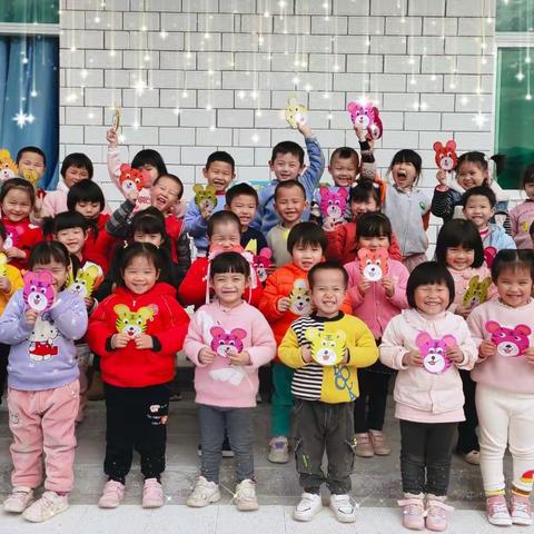 叮咚！快乐的元旦来啦——礤下幼儿园中班元旦主题活动