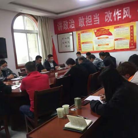 布设诱捕器   为美国白蛾防控工作打好基础