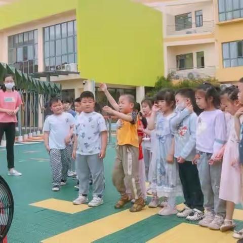 【消防进校园，安全“童”我行】——子期幼儿园安全教育系列活动