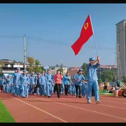 小象皮尼启智幼儿园——《军民大生产》六一亲子主题运动活动