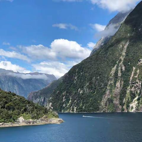 Fiordland National Park, New Zealand.