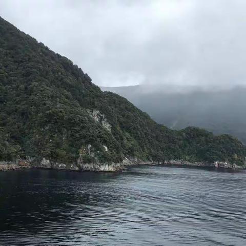 Fiordland National Park-----Doubtful Sound.菲奥德兰国家