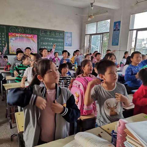 狠抓课堂教学 提速教师发展